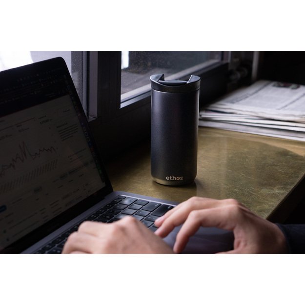 Ethoz Minimalistinis puodelis 355ml juodas matinis 1